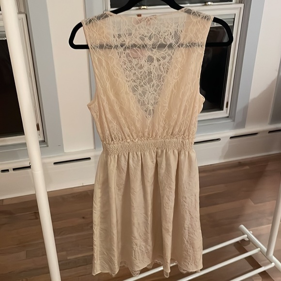 Calypso St. Barth, circa 2009. 100% Silk midi dress. - Picture 6 of 7